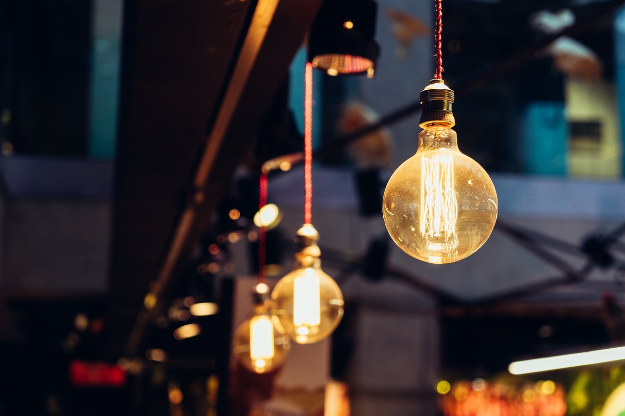 light bulbs, hanging, illuminated